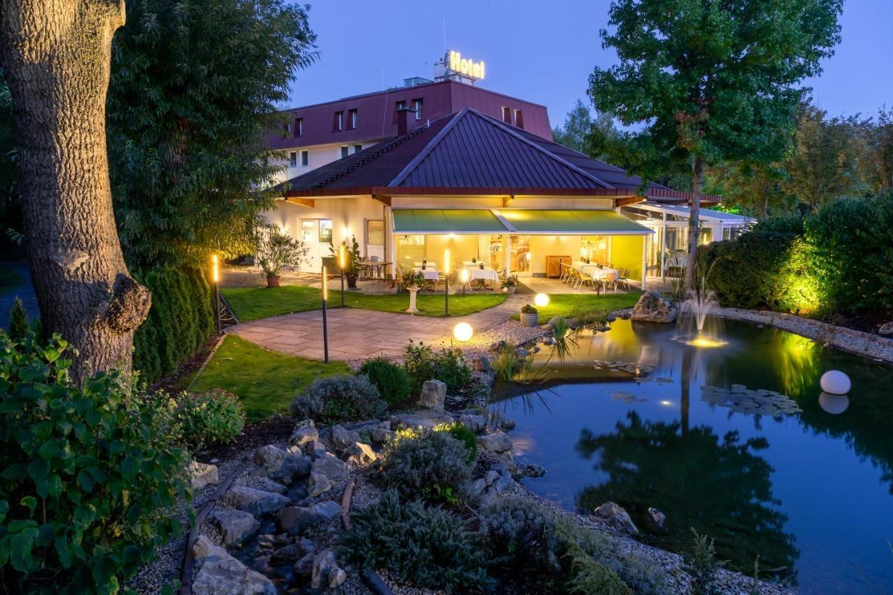 Hotel Am Tierpark Гота Экстерьер фото